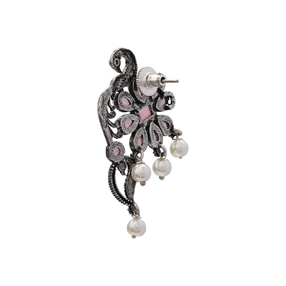 Peacock flower pearl stud earrings (Baby Pink)