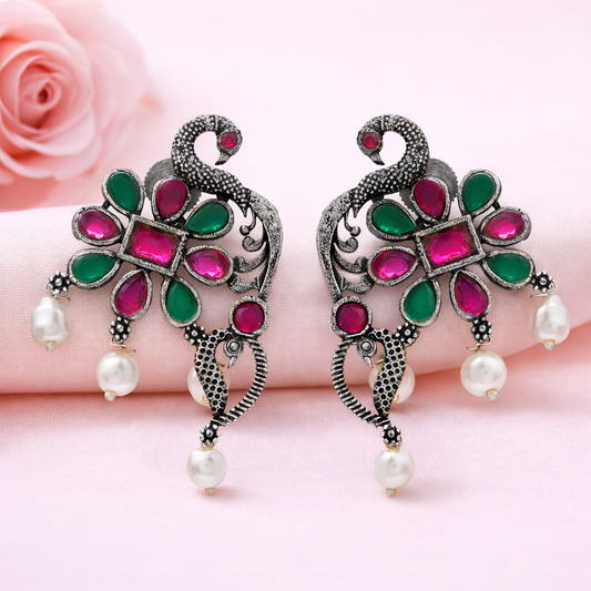 Peacock flower pearl stud earrings (Multicolored)