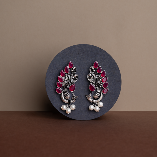Mayur Pride stud earrings (Red)