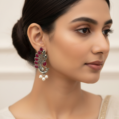 Mayur Pride stud earrings (Red)