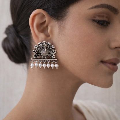 Kalash Kamal earring  Meena Manjari stone stud earrings (Silver) Combo set