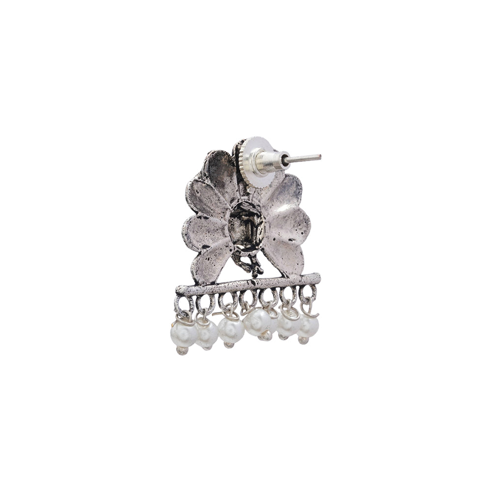 Meena Manjari stone stud earrings (Silver)