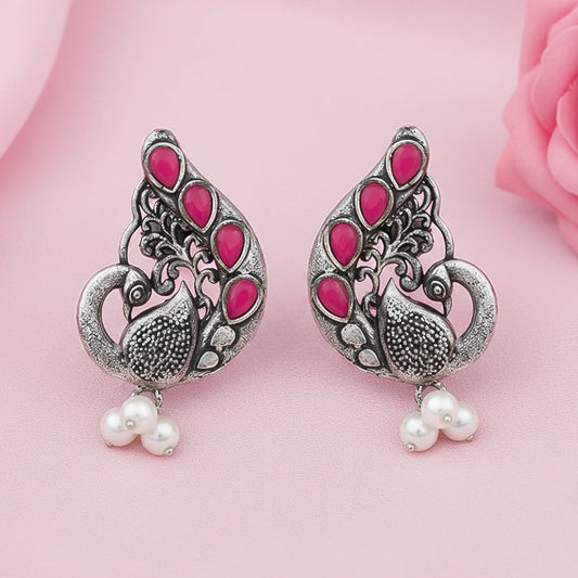 Ferocious Feathers stud earrings (Red)