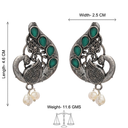 Ferocious Feathers stud earrings (Green)