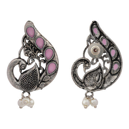 Ferocious Feathers stud earrings (Baby Pink)