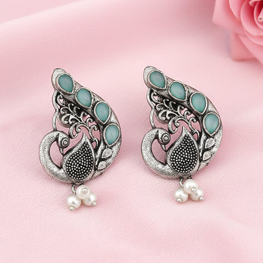 Ferocious Feathers stud earrings (Mint)