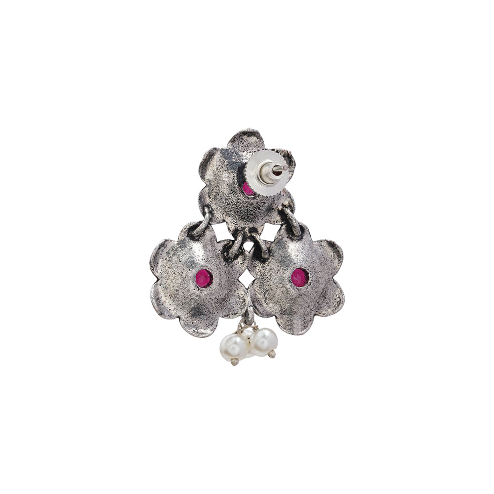 Blossom Tales stud earrings (Red)