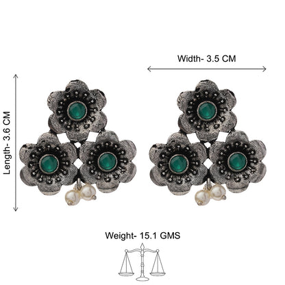 Blossom Tales stud earrings (Green)