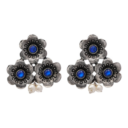 Blossom Tales stud earrings (Blue)