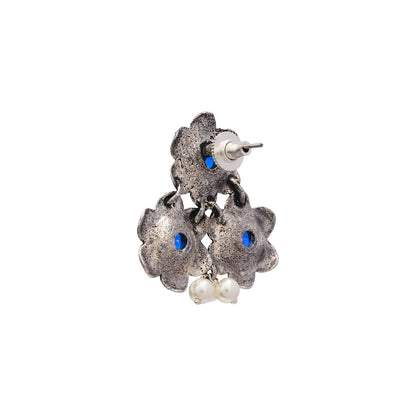 Blossom Tales stud earrings (Blue)