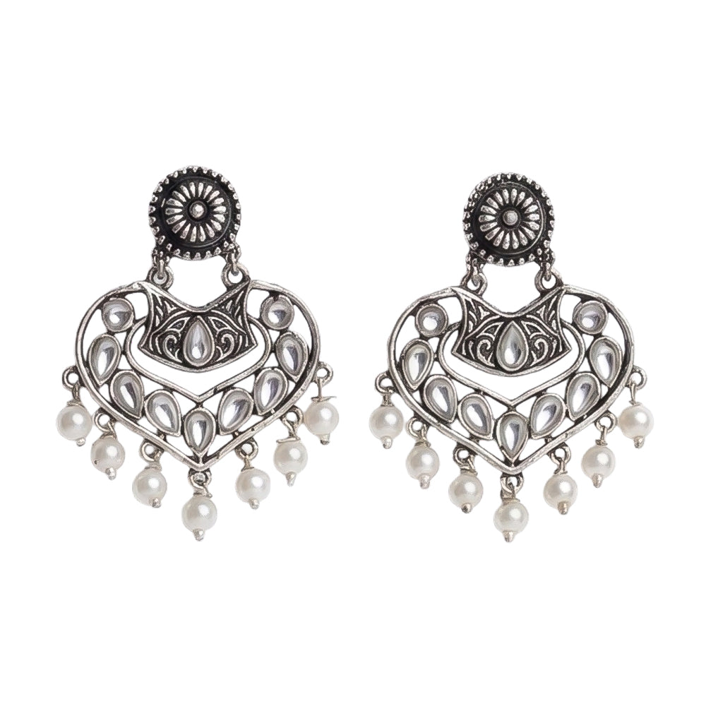 Patra dangler earrings (White)