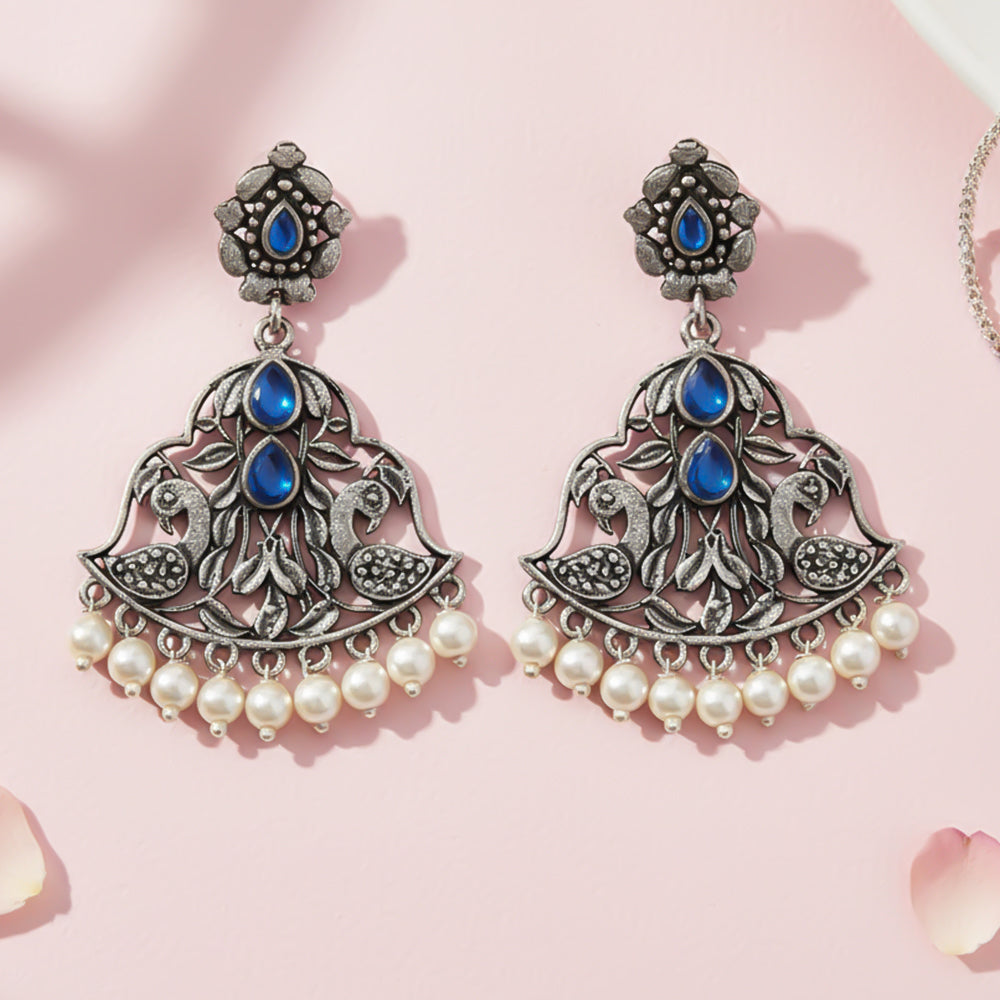 Morpatra dangler earrings (Blue)