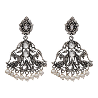 Morpatra dangler earrings (White)
