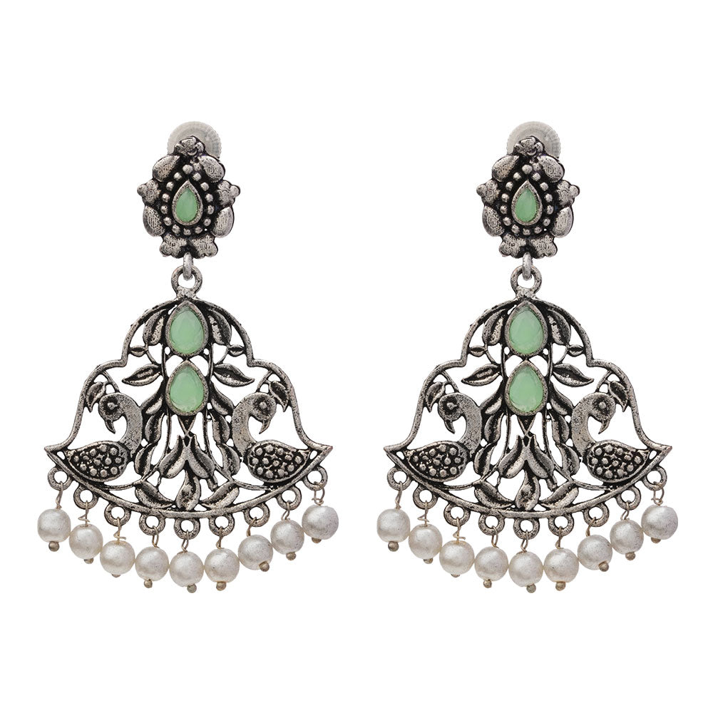 Morpatra dangler earrings (Pista)