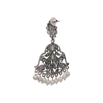 Morpatra dangler earrings (Pista)