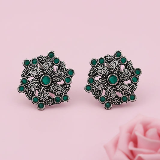 Aabroo sparkle stud earrings (Green)