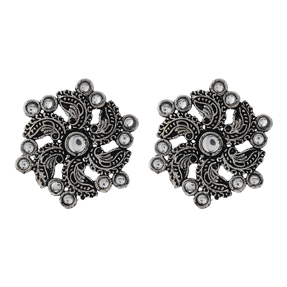 Aabroo sparkle stud earrings (White)