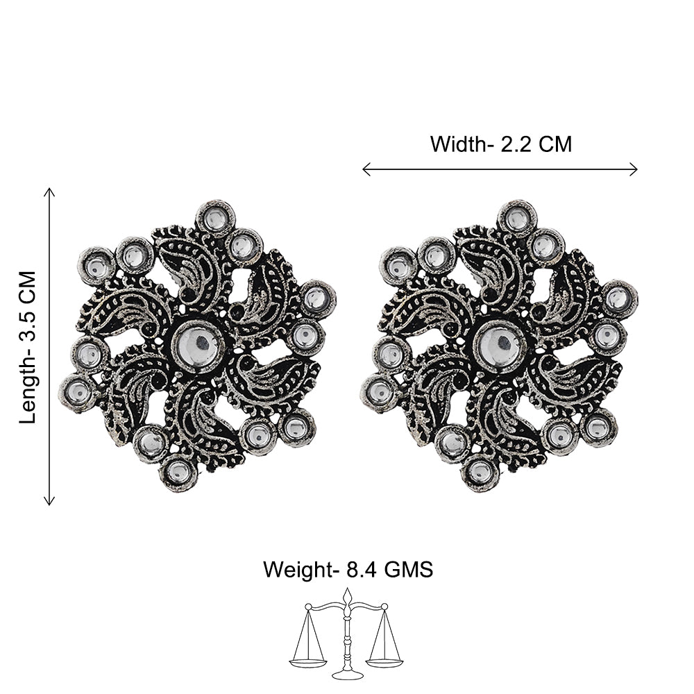 Aabroo sparkle stud earrings (White)