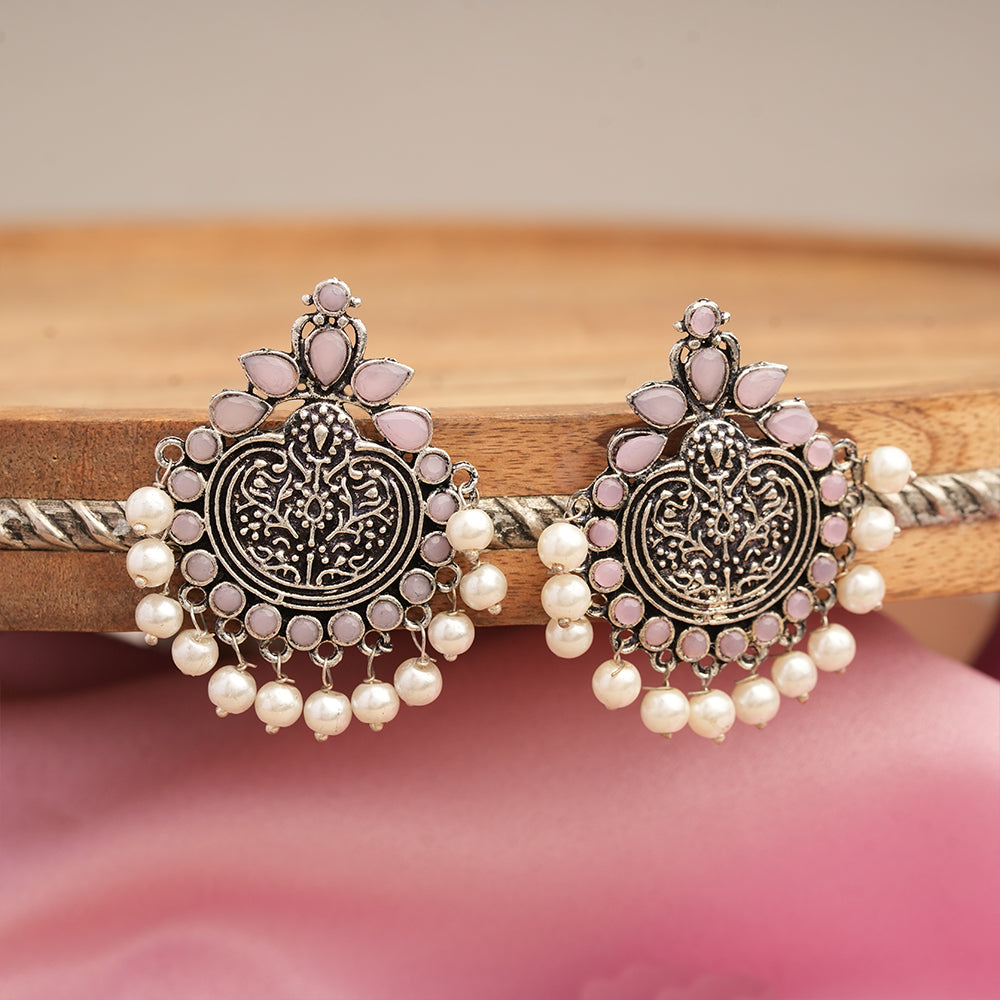 Royal flare stud earrings (Baby Pink)