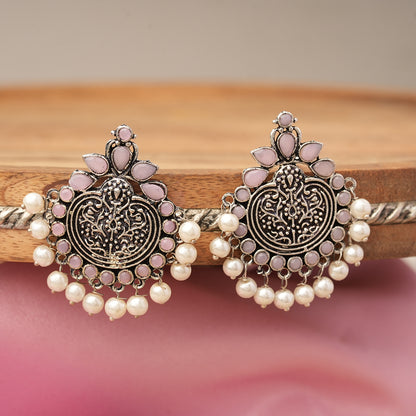 Royal flare stud earrings (Baby Pink)