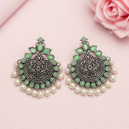 Royal flare stud earrings (Pista)