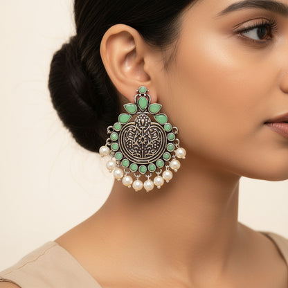 Royal flare stud earrings (Pista)