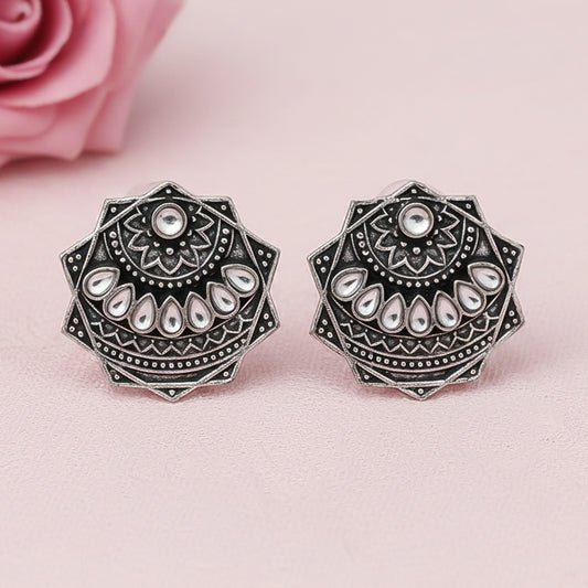 Mandala Hexa stud earrings (White)