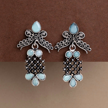 Twilight Tassles pearl dangler earrings (Mint)