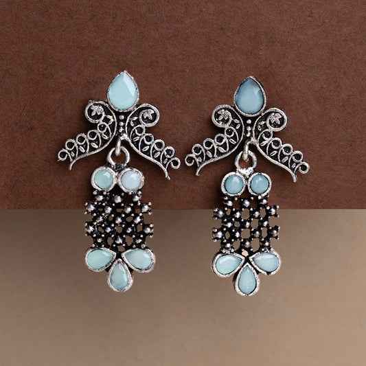 Twilight Tassles pearl dangler earrings (Mint)