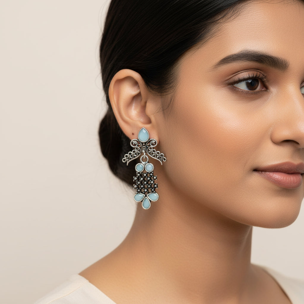 Twilight Tassles pearl dangler earrings (Mint)