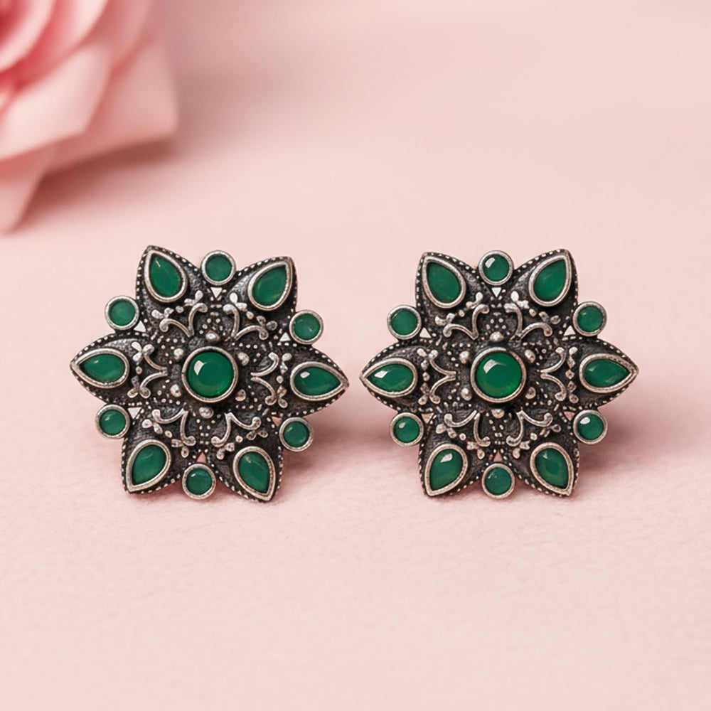 flower-alpana stud earrings (Green)