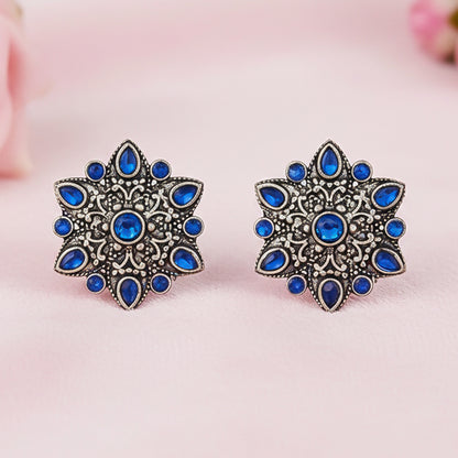 flower-alpana stud earrings (Blue)