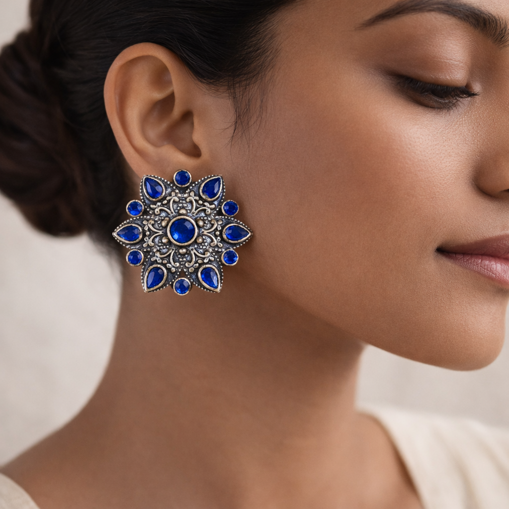 flower-alpana stud earrings (Blue)