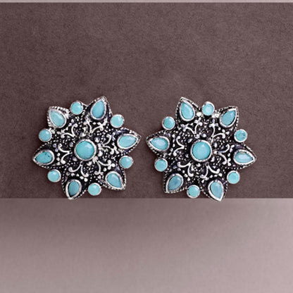 flower-alpana stud earrings (Mint)