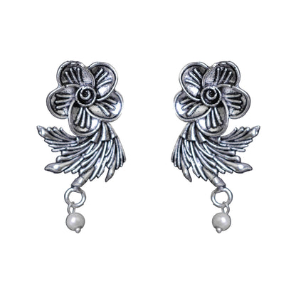 Floral Swirl stud earrings (Silver)