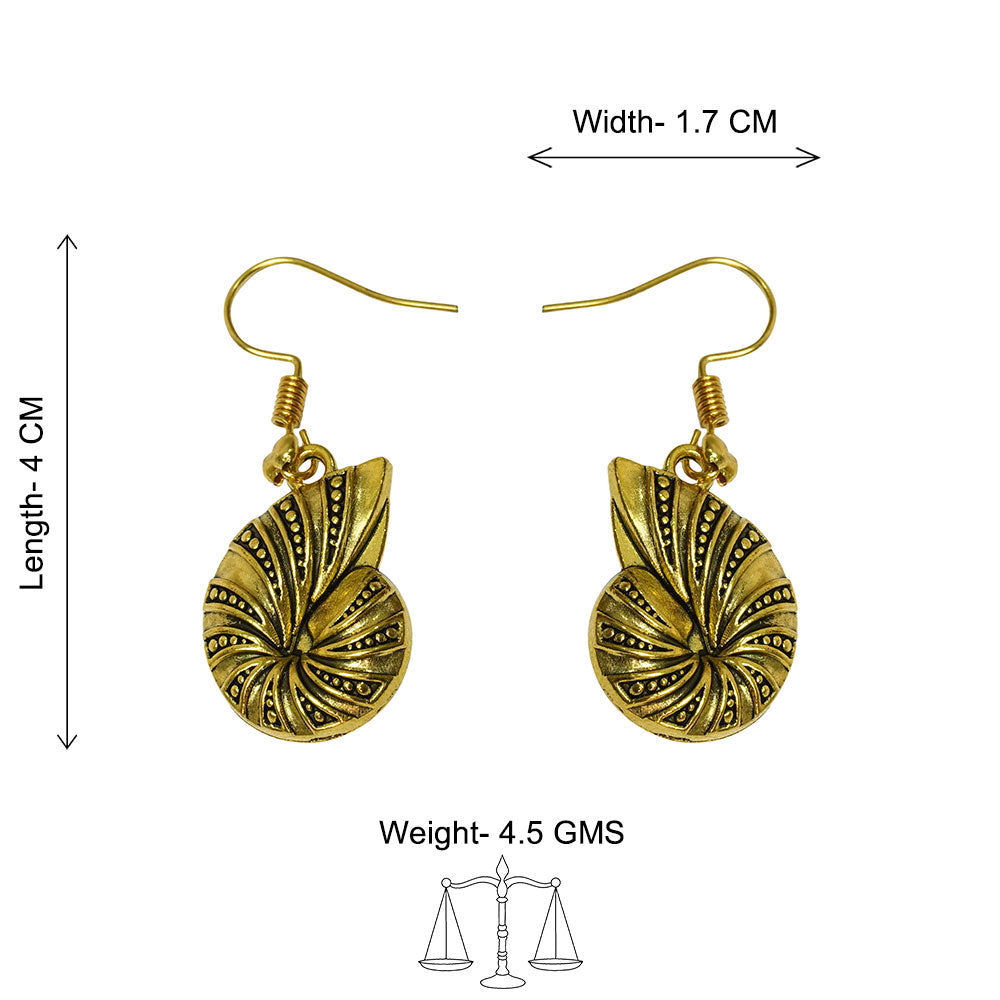 Conch Glow dangler earrings