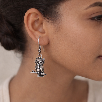 Beauty Bloom ghunghroo jhumki earring (Black)&Wise Wink dangler earrings (Silver) Combo set
