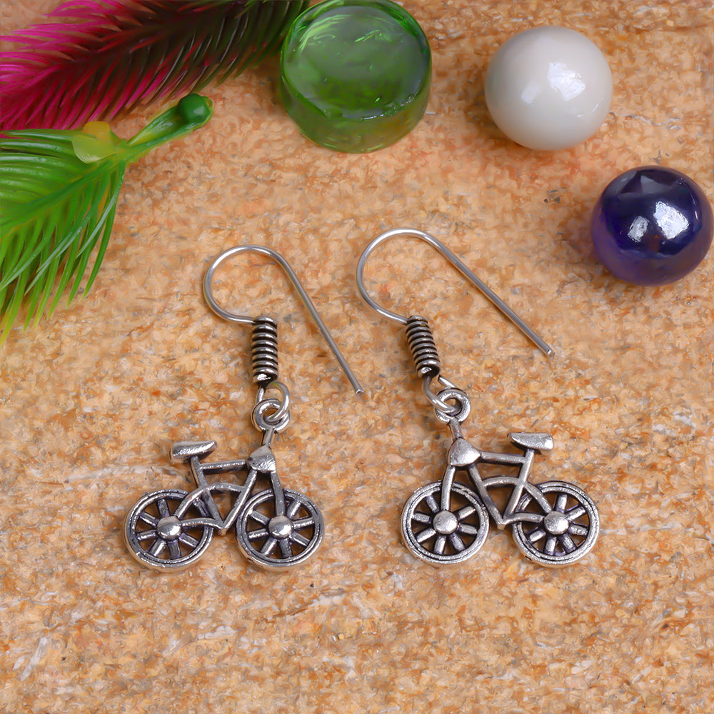 Cycle Charm Dangler earrings (Silver)