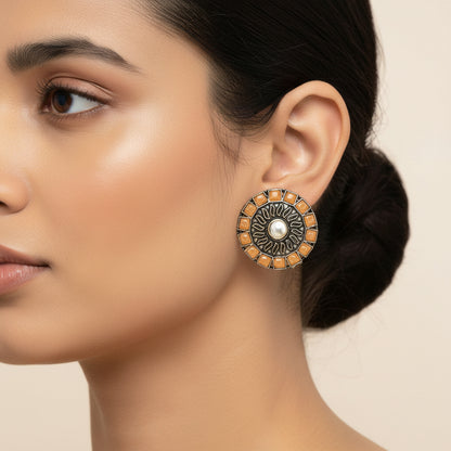 Spark stud earrings (Light Orange)