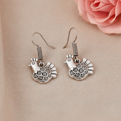 Rooster radiance dangler earrings (Silver)