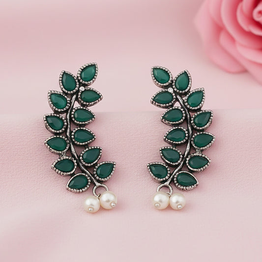 Flower frame stud earrings (Green)