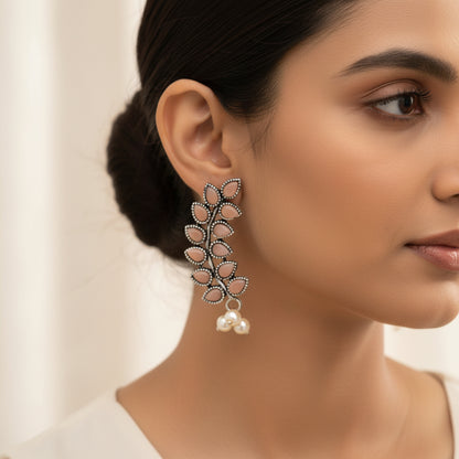 Flower frame stud earrings (Mint)