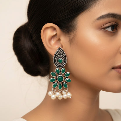 Drew flower pearl stud earrings (Green)