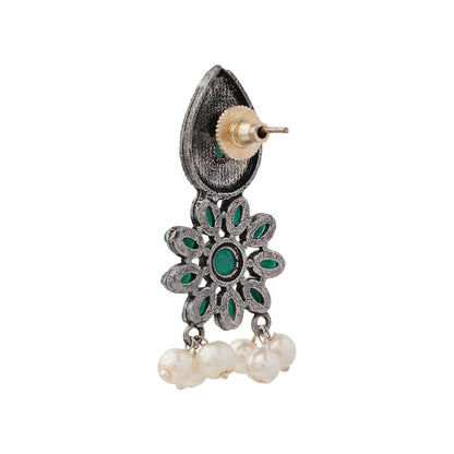 Drew flower pearl stud earrings (Green)