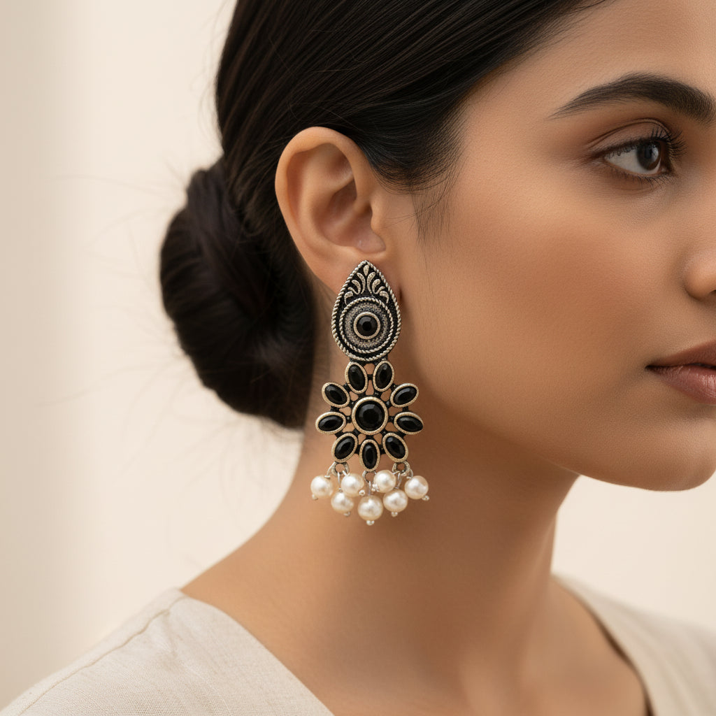 Drew flower pearl stud earrings (Black)