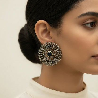 Charming Chakra stud earrings (Black)