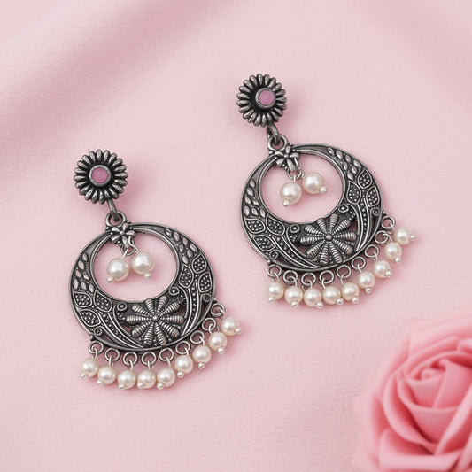 Graceful fall pearl dangler earrings (Baby Pink)