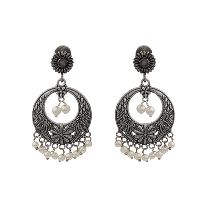Graceful fall pearl dangler earrings (Grey)