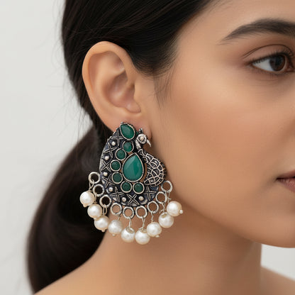 Peacock gem oxdized stud earrings (Green)