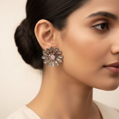 FlowerLoom Stud Earrings - Baby Pink